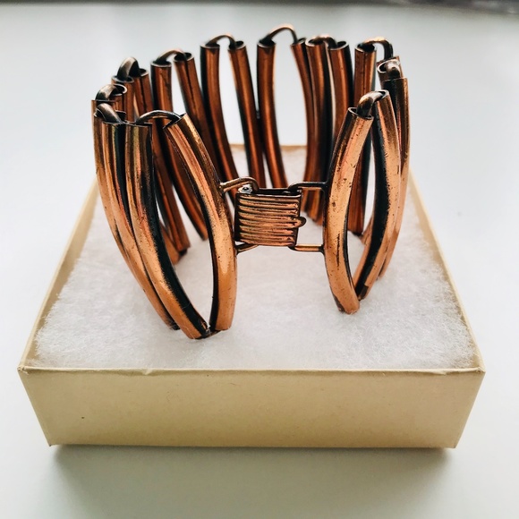 Vintage Copper-Toned Bracelet - Picture 1 of 2
